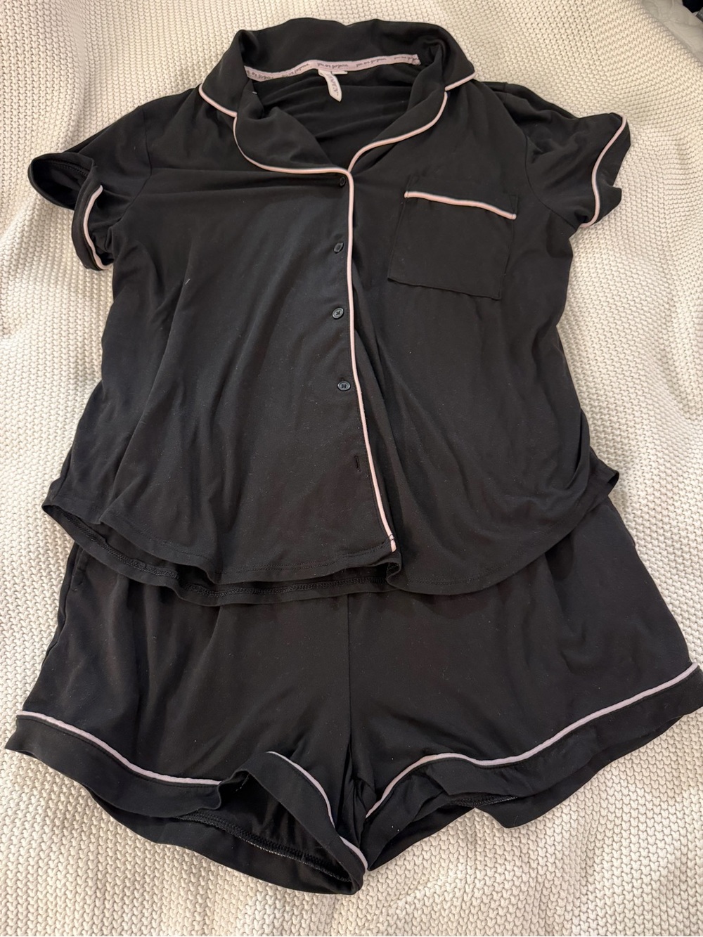 Black Short-Sleeve Pajama Set with Pink Trim